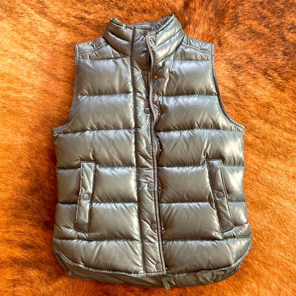 J. Crew Vest - Picture 1 of 5